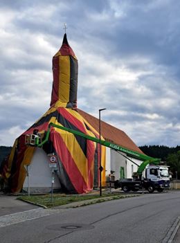 20250812kirchesibeingepackr1